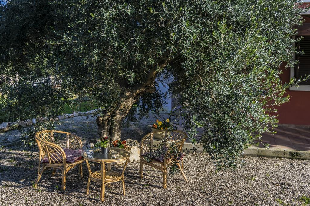 Tenuta Ingegna Apartments Porto Cesareo Eksteriør bilde